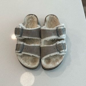 Birkenstock fluffy birkenstocks